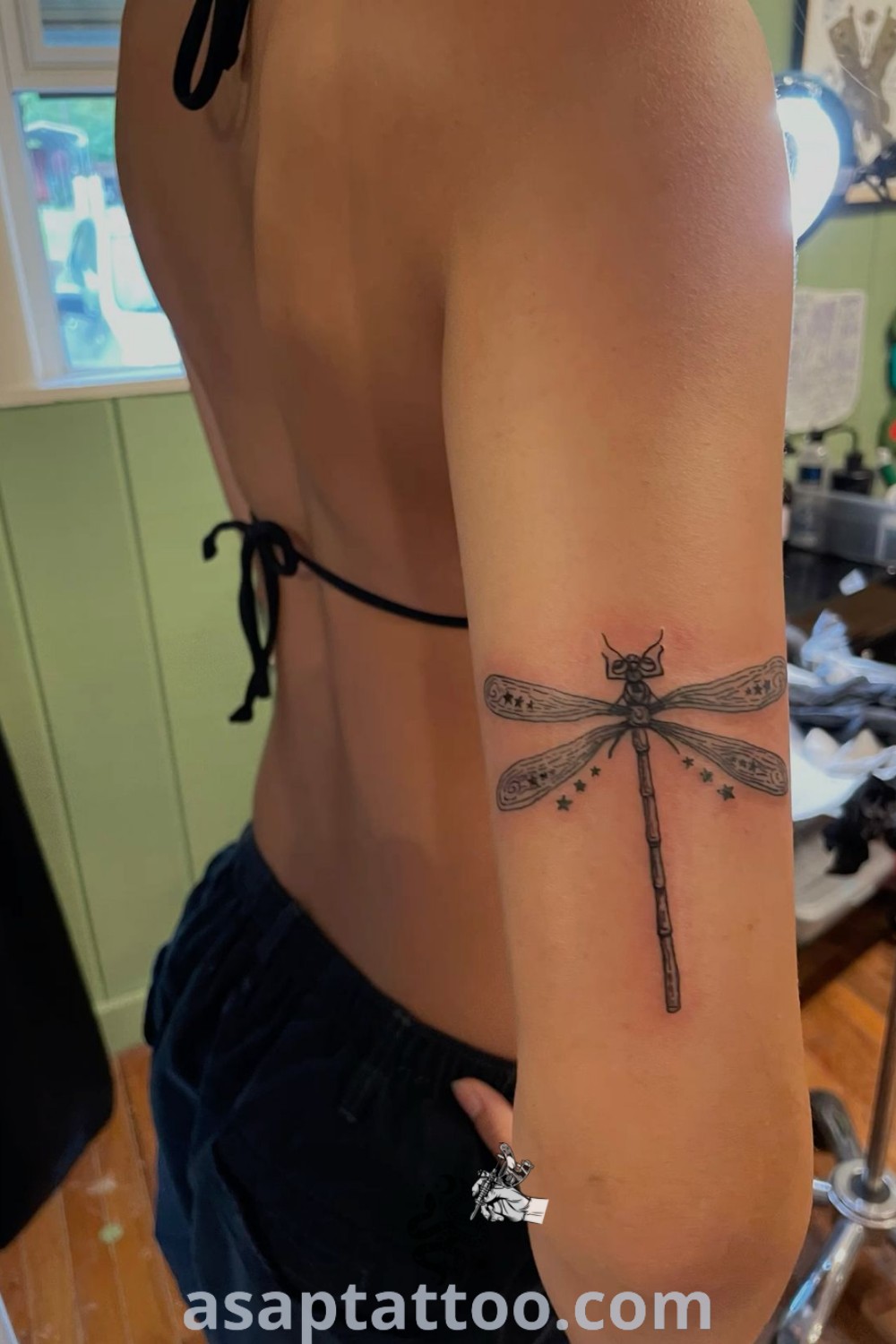 Stunning dragonfly tattoo designs including stick and poke dragonfly, dragonfly bracelet tattoo, and realism styles. Perfect for those seeking elegant body art to inspire your next tattoo. Discover more at asaptattoo.com.