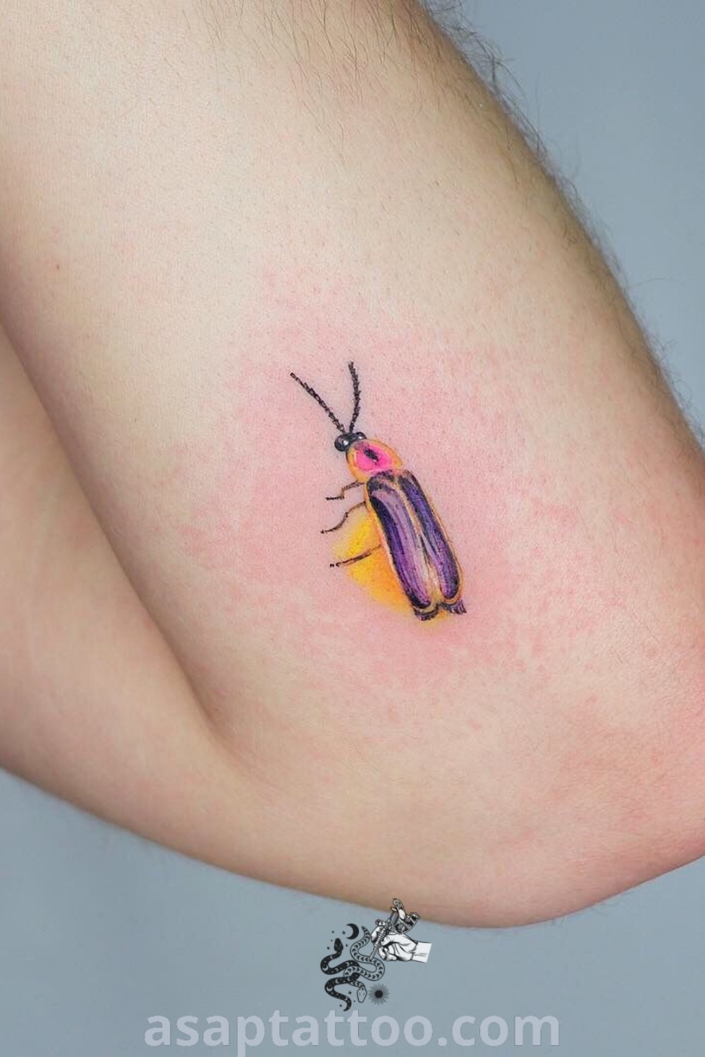 Small bug tattoo design on the left side of someone