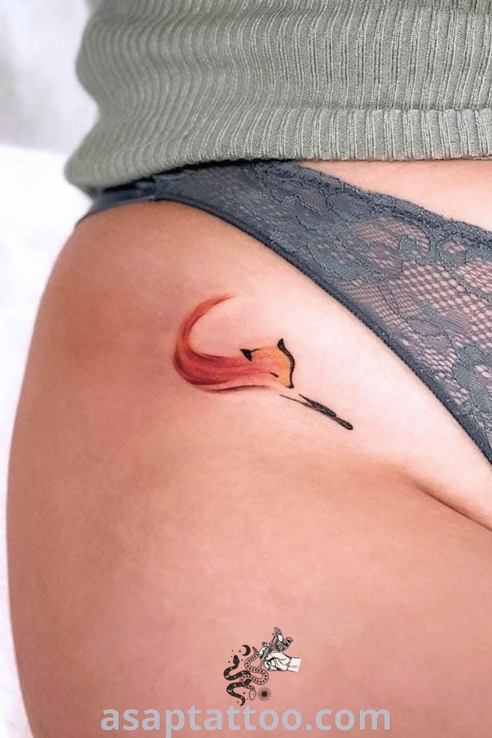 Charming unique fox tattoos including mother fox tattoo, fox symbol tattoo, and single line fox tattoo designs for women. Discover artistic inspirations and more at asaptattoo.com.