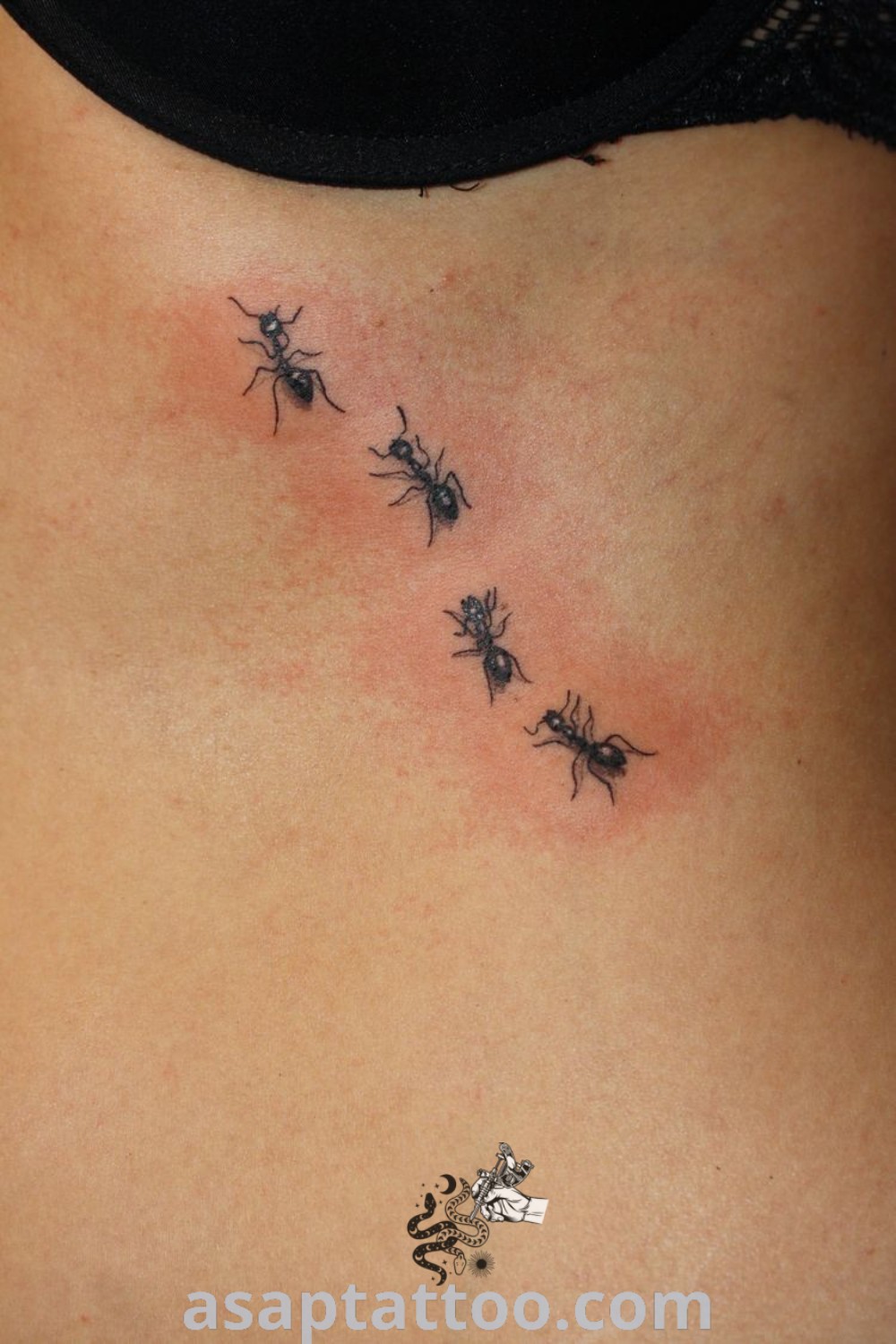 Incredible tattoo of the back of a woman